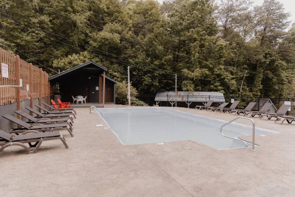 Misty Mountain Sunrise Villa Sevierville Exterior foto